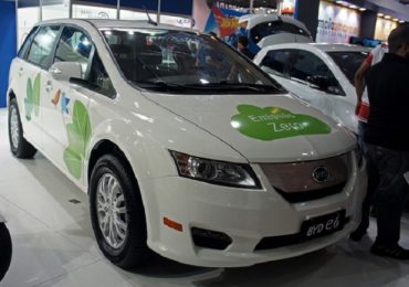 Uber introduces hybrid electric car in China with launch of UberGreen